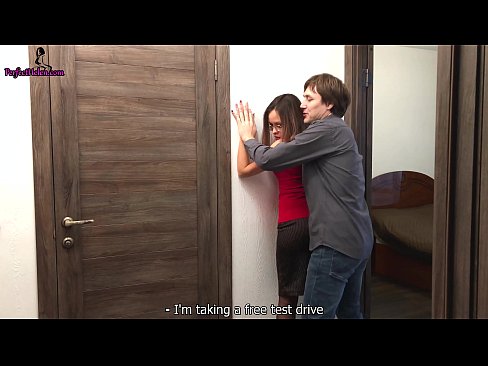 ❤️ מתווך סקסית מטלטל בחושניות את הכוס שלה ומזיין בזמן מכירת הדירה שלה - קרמפאי ❤️❌ סלאוטים אצלנו ﹏